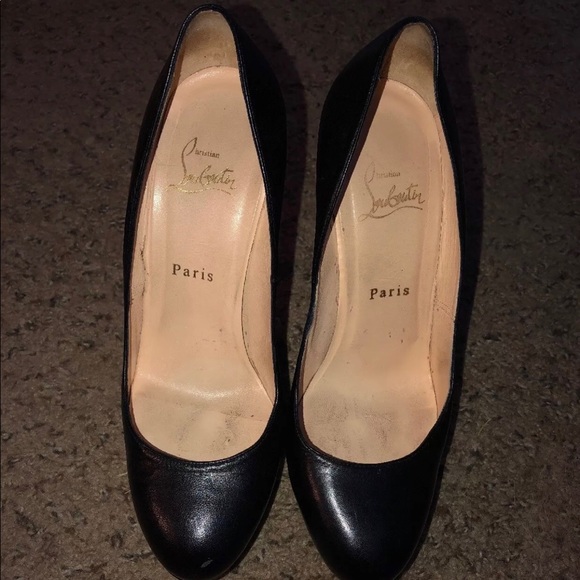 Auth Christian Louboutin Bianca Pump Black Leather - Picture 2 of 8